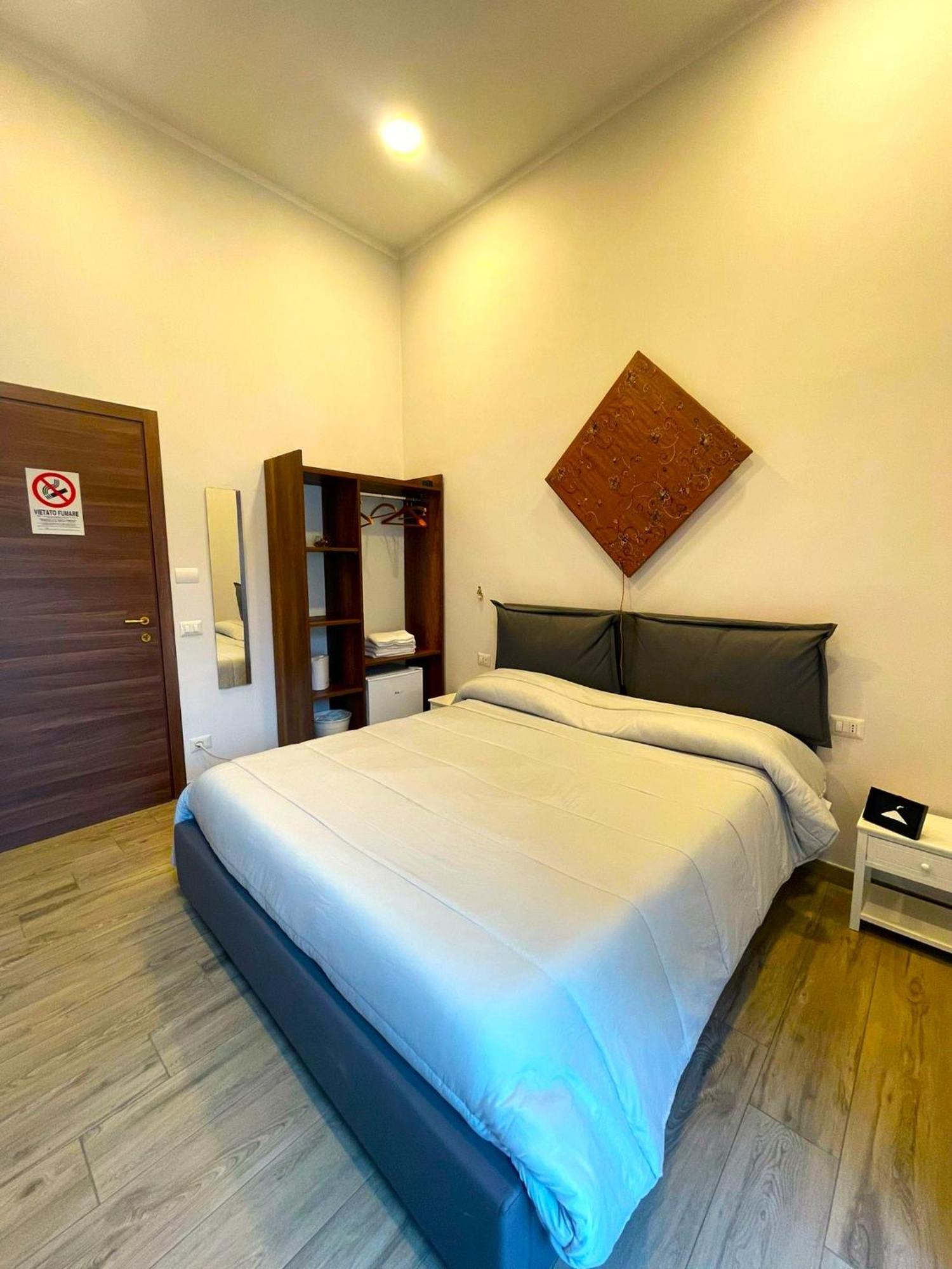 نابولي Casa Agnese B&B المظهر الخارجي الصورة